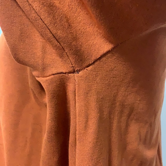 Bimba y Lola Burnt-Orange Pleated Long-Sleeve Shirt - Picture 7 of 13